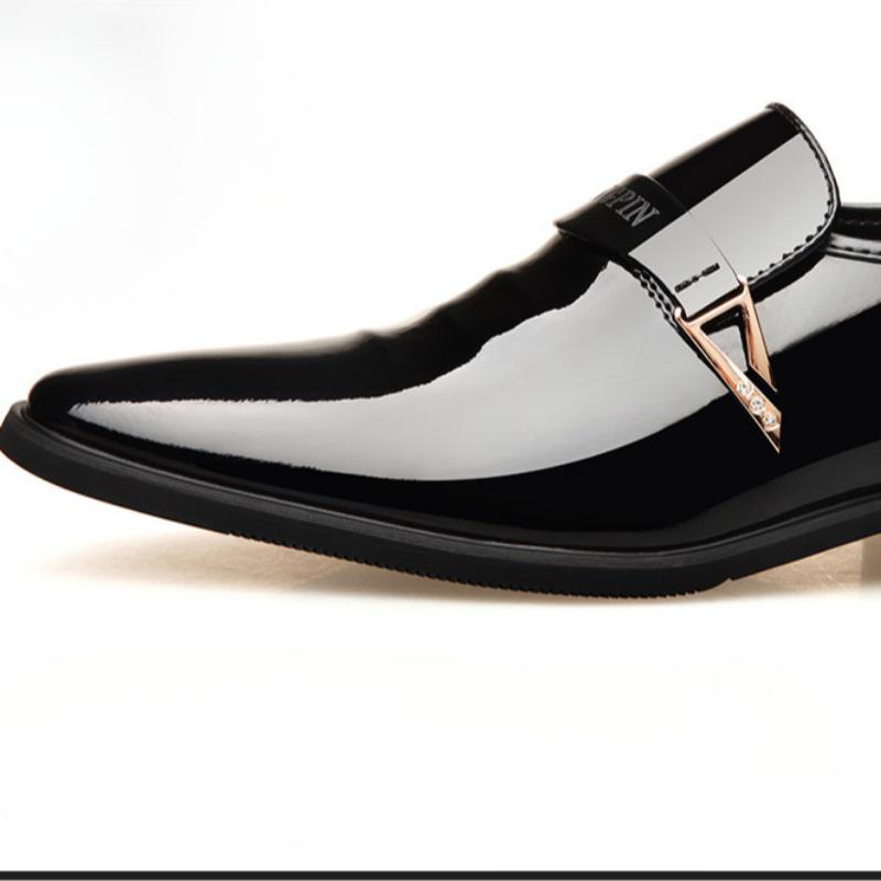 Pánské kožené boty New Pointed Bright Leather Business Formal Wear Stélka zvyšující výšku