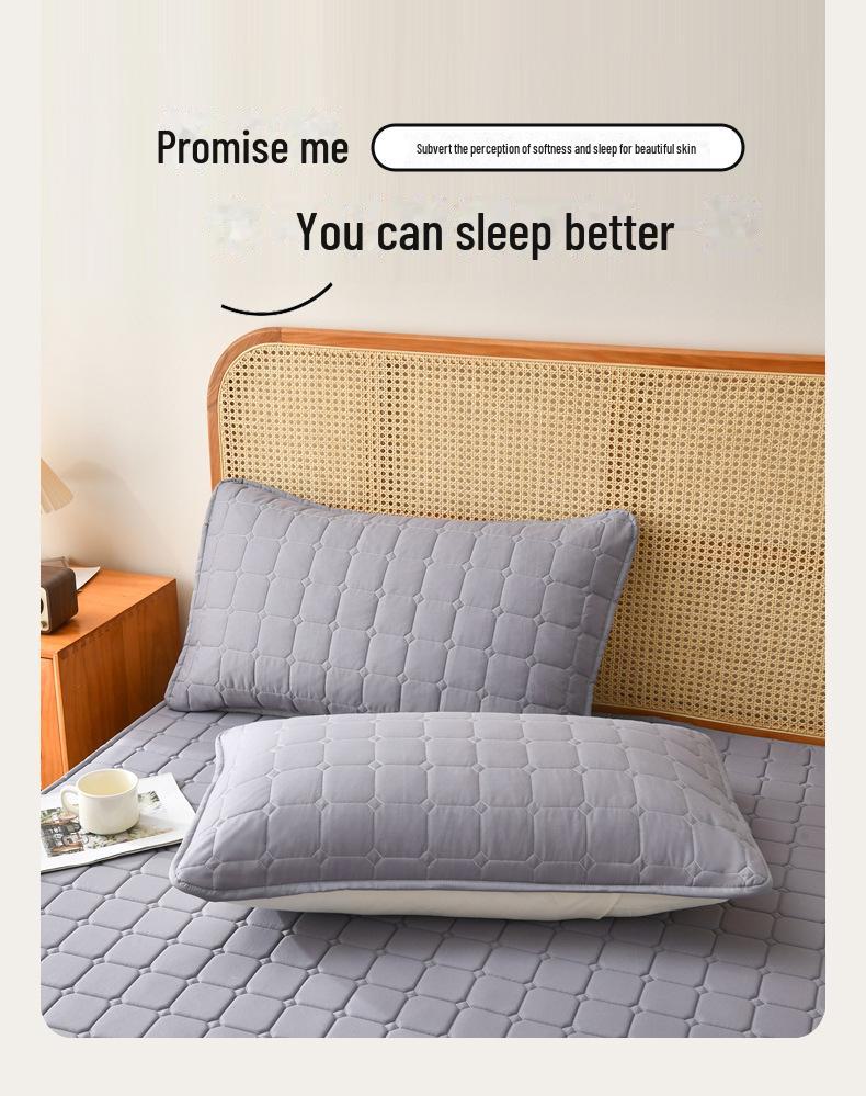Thickened Brushed Non-Slip Waterproof Quilted Mattress Cover, for Autumn and Winter Warmth and Protection.
