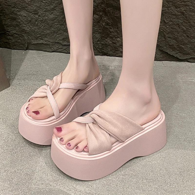Fashion 8CM NEW Casual Wedge Slippers for Women Summer Non Slip Platform Sandals Woman Open Toe Comfortable Female Chunky Beach Slippers
