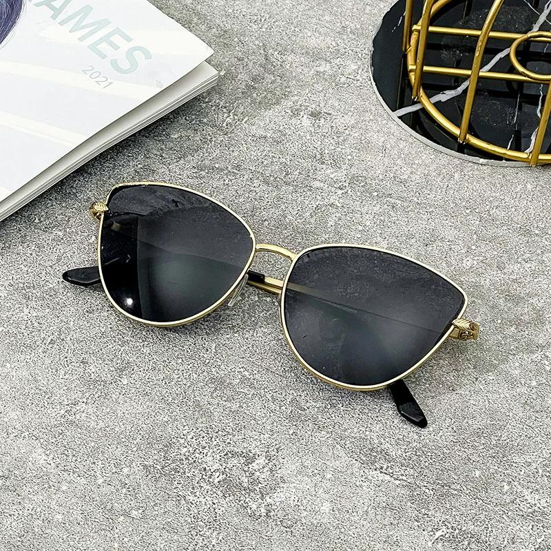 New Sexy Small Vintage Cat Eye Sunglasses Woman Vintage Sun Glasses Female Ladies Cat Eye Sunglass Metal Frame Glasses