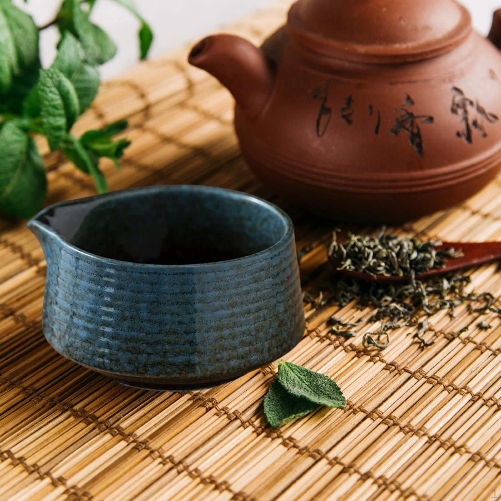 

500 мл Чаша для смешивания матча с носиком для приготовления чая, подарок синий