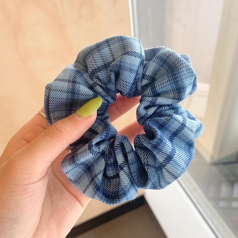 Korean Style Spring/Summer Floral Intestine Hair Scrunchie for Women – Elegant Ponytail Tie and Mori Girl Accessory.
