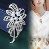 1pc Fashionable Faux Pearl Decor Flower-Shaped Rhinestone Brooch Suitable for Women's Daily Wear Valentines,Mom,Mother,Mother's Day,Gift