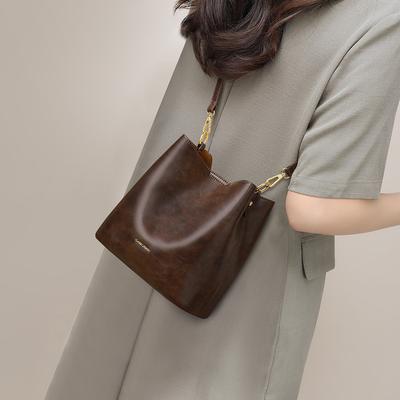 Bucket Bag Women's 2025 New Women's Bag Autumn and Winter Shoulder Crossbody Bag Fashion Large Capacity Retro Handbag