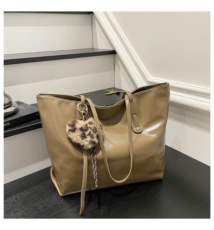 2025 Fashionable Minimalist Tote Bag - Large Capacity, Versatile Shoulder Bag for Women's Casual and Daily Commute