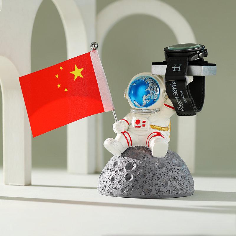 Astronaut Watch Charging Stand - Universal Apple & Huawei Compatible