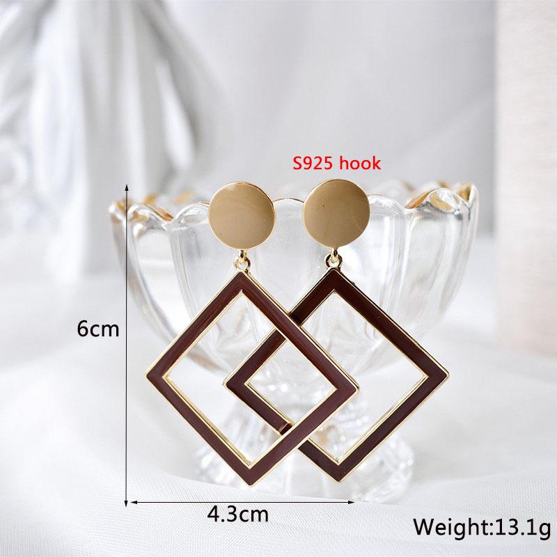 Rhombus Pendants Women's Earrings Metal Square Drop Crystal Dangle Earrings Exaggerated Wood Ear Jewelry Aretes De
