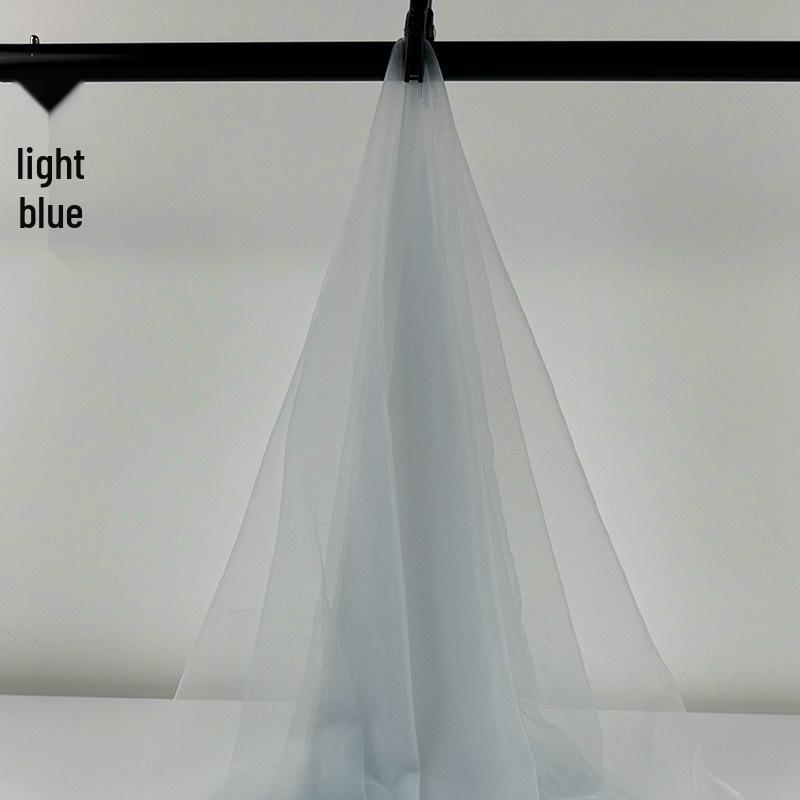 Blaues Gaze-Weichgarn für Kindergartenbühnen- und Decken Dekoration, Abschlussfeier Szene