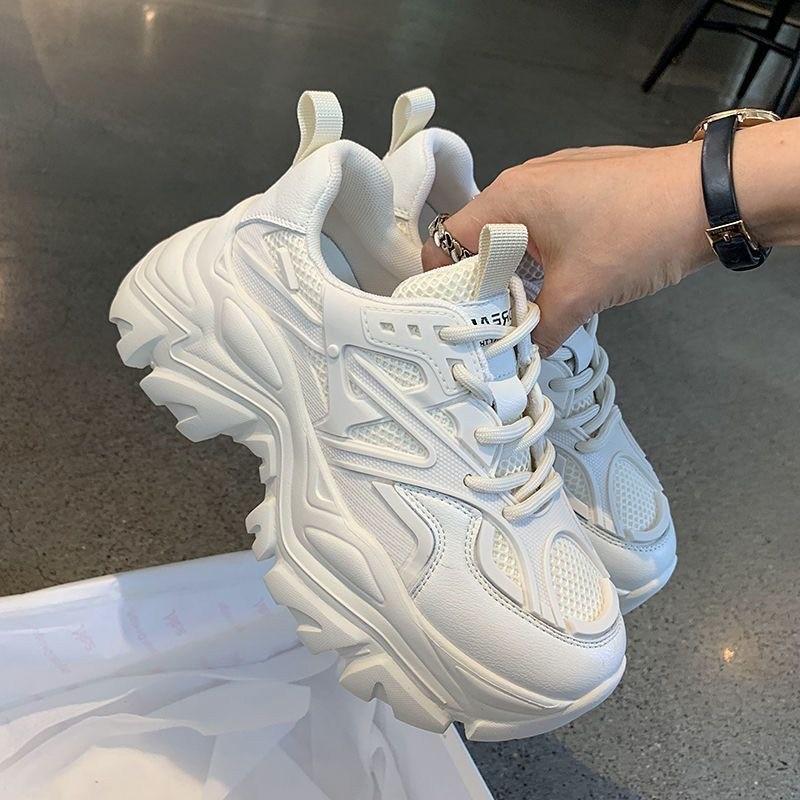 Popular muffin platform dad shoes women's spring and autumn small men increase in height 2025 new silver versatile casual sports shoes