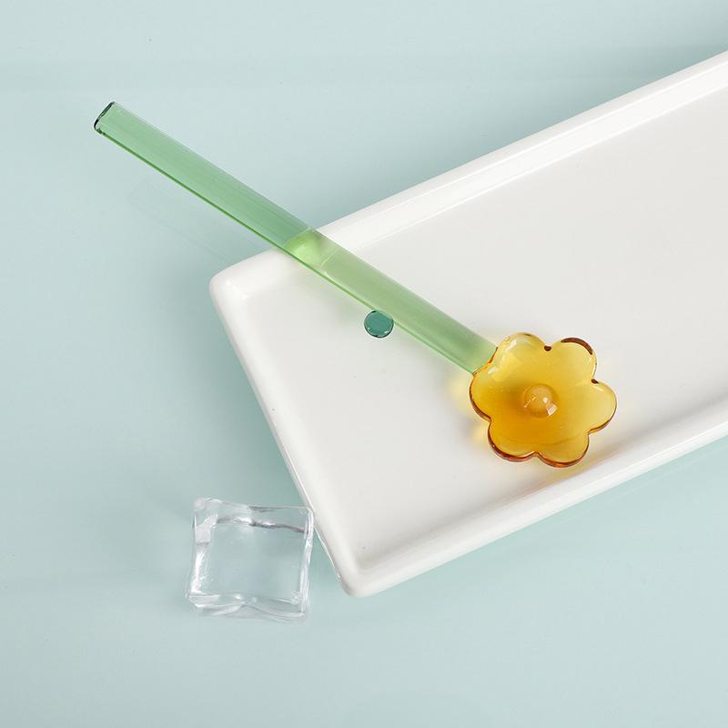 Cucchiaio di Vetro con Manico Lungo Cucchiaio da Dessert in Vetro Trasparente Creativo a Forma di Fiore Colorato Cucchiaio Agitatore per Caffè Bastoncino Bar