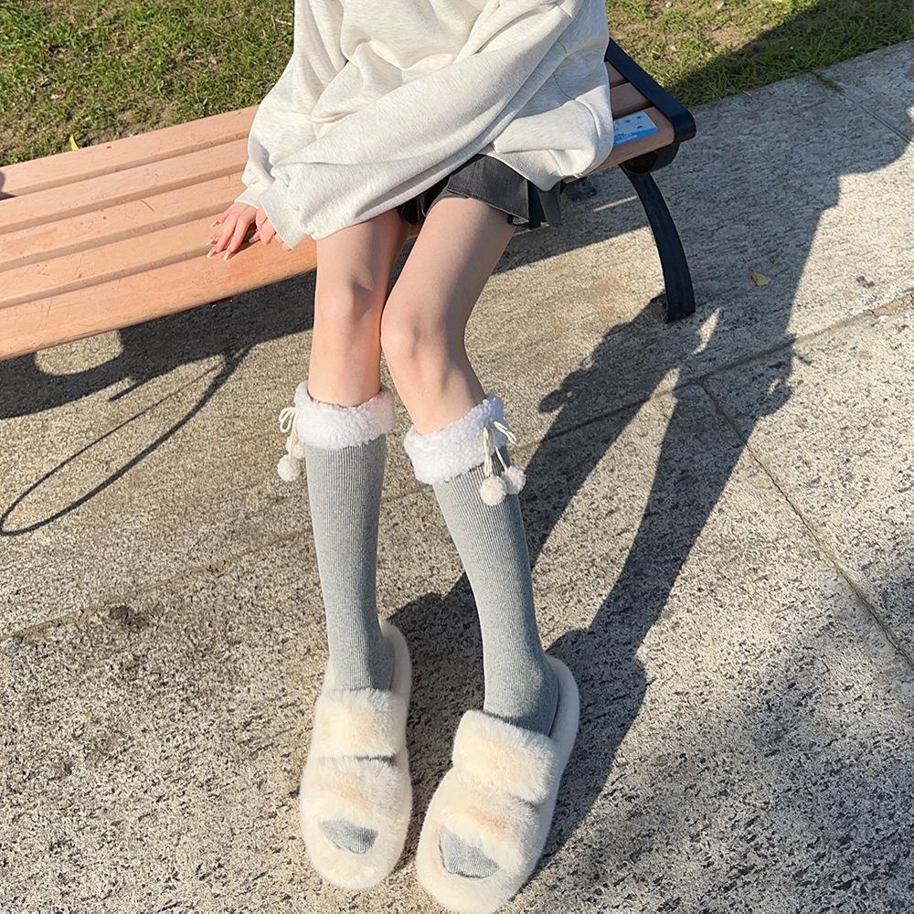 

Женские толстые теплые носки до середины голени из овечьей шерсти для осени и зимы One Size