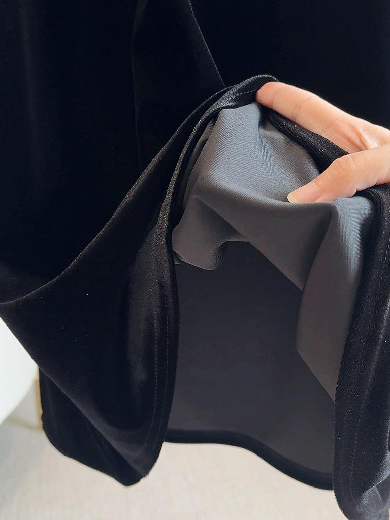 High-Waisted Velvet Fishtail Skirt for Women - 2025 Autumn/Winter Fashion, Slimming Mid-Length Hip-Hugging Style