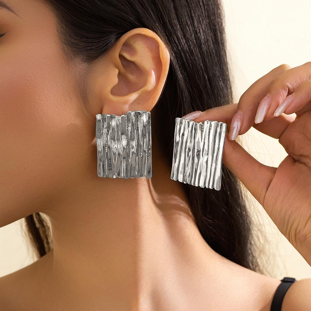 Ingemark 3 Styles Elegant Vintage Gold Color Stripe Stud Earrings Women Hyperbole Geometric Piercing Earrings Classic Jewelry