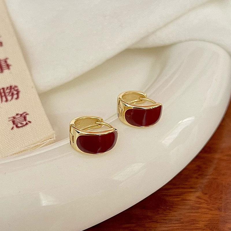 

Осенние и зимние универсальные серьги-пряжки в стиле ретро с клееным красным украшением на ушах, праздничные серьги-пряжки, модные