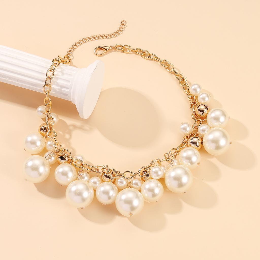 Fashion personality design sense multi-layer large pearl necklace bracelet jewelry set, European and American clothing accessories