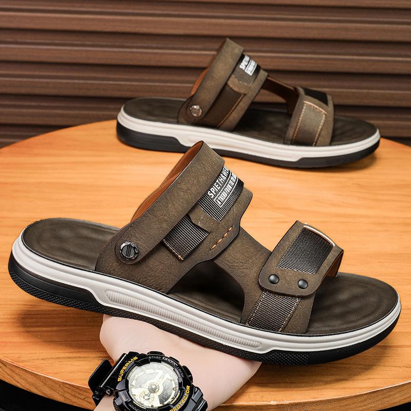 Men's shoes 2025 summer new men's fashion light luxury high quality leather surface comfortable outdoor two wear one word cool slippers