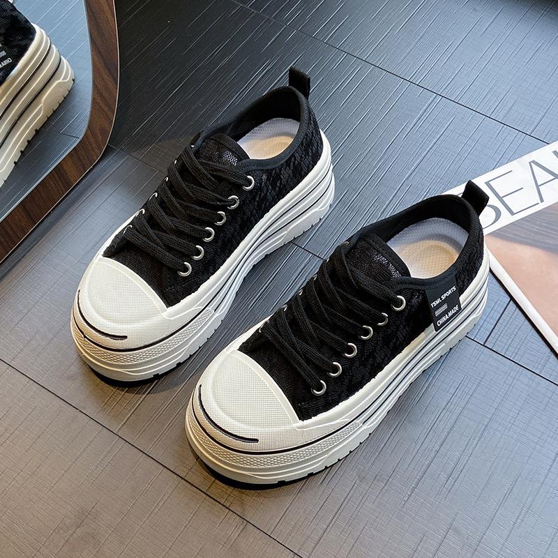 

Платформенные белые женские туфли 2025 лето новые студенческие повседневные модные универсальные низкие на платформе с увеличением высоты сетчатые туфли женская обувь 37