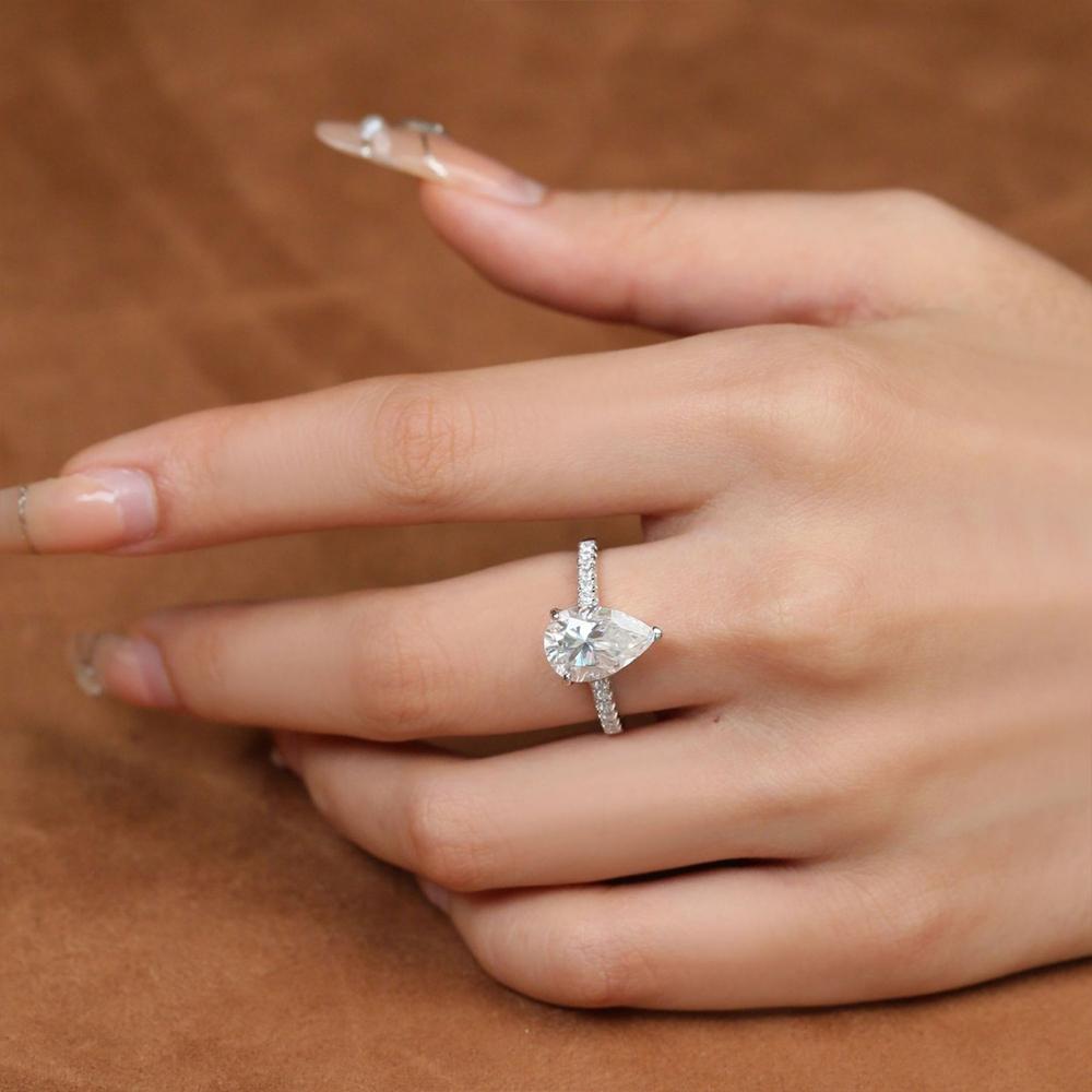 2Carat Oval Cut Moissanite Engagement Rings For Women   CopperWaterdrop Diamond Ring Wedding Bands Fine Jewelry Gift