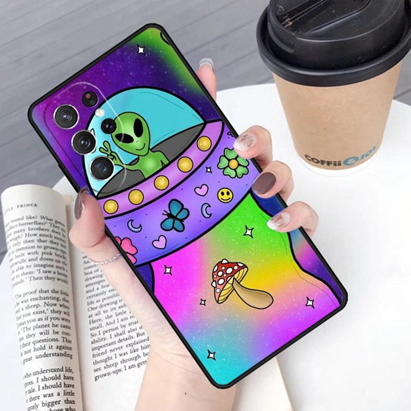 Aesthetics Cartoon Alien Phone Case Cover For Samsung Galaxy S24 S25 Ultra S21 S22 Ultra S10E Note 10 Plus Note 20 FE S23