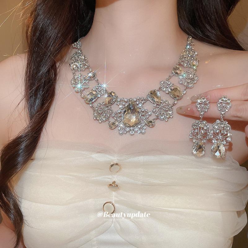 Meier Diamond-studded teardrop oval necklace and earring jewelry set - elegant regal style