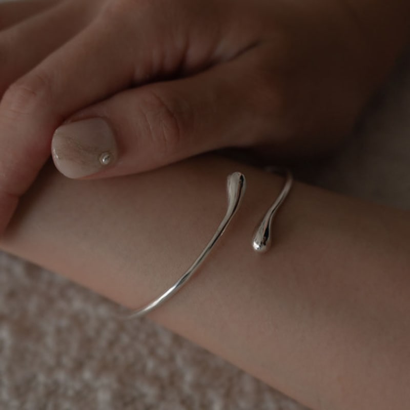 Youngglow Silver925 Fluid Bangle Bracelet (2color)