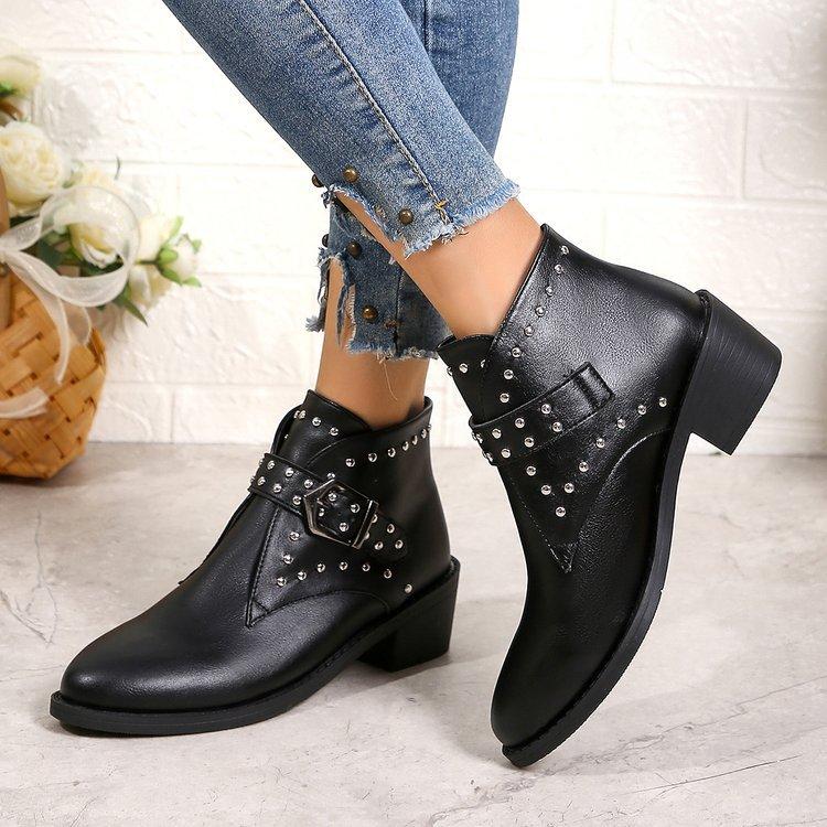 Large Size Chelsea Boots Women's Autumn and Winter New Rivet Single Shoes Women's TEA Martin Boots Women