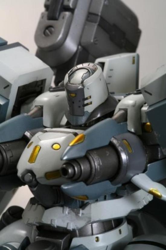 Kotobukiya Armored Core Mirage Fox Eye Scale Plastic Kit C04-ATLAS Ver. 1/72