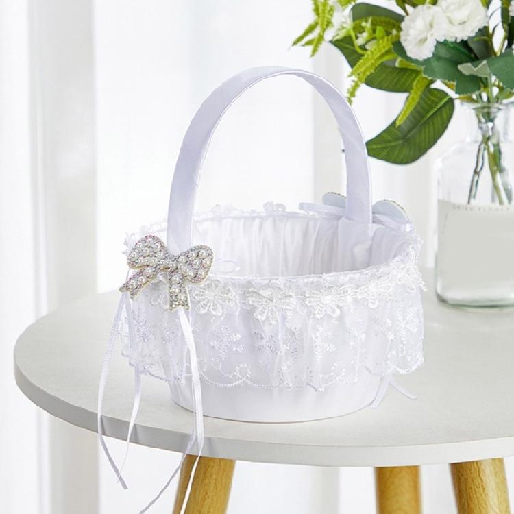 Unique Bowknot Basket Romantics Wedding Flower Basket Bridesmaid Candy Basket for Outdoor Celebrations