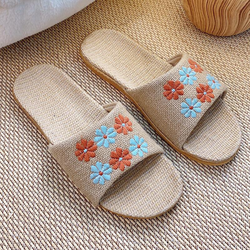 Machine embroidered women's new linen slippers women's summer home use couple indoor soft bottom non-slip cool slippers men's summer