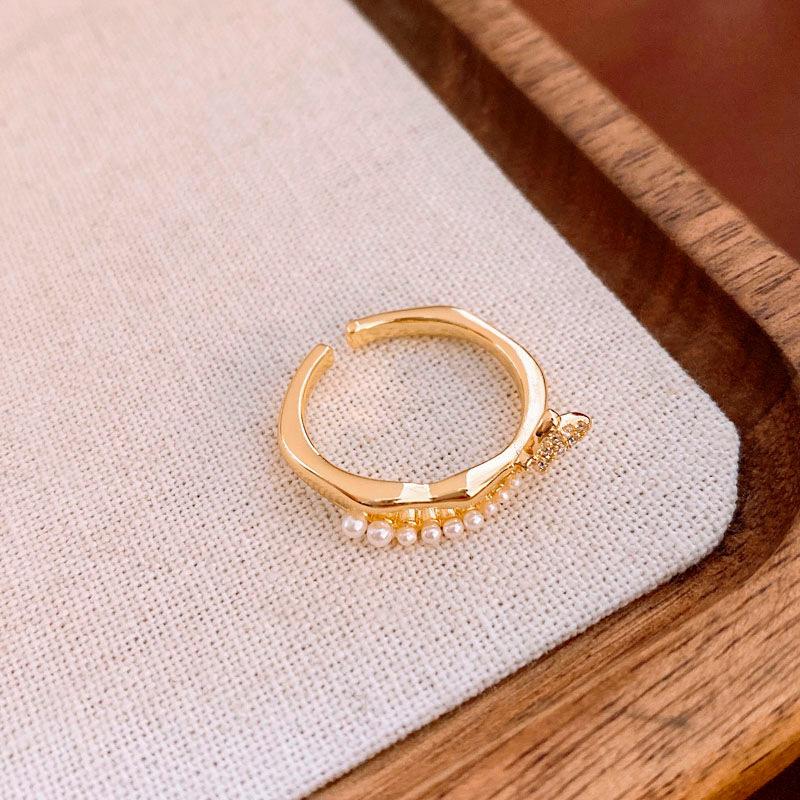 

Кольцо в стиле легкой роскоши винтаж с цирконом и вырезом в виде креста, регулируемое - Стильное корейское украшение для рук