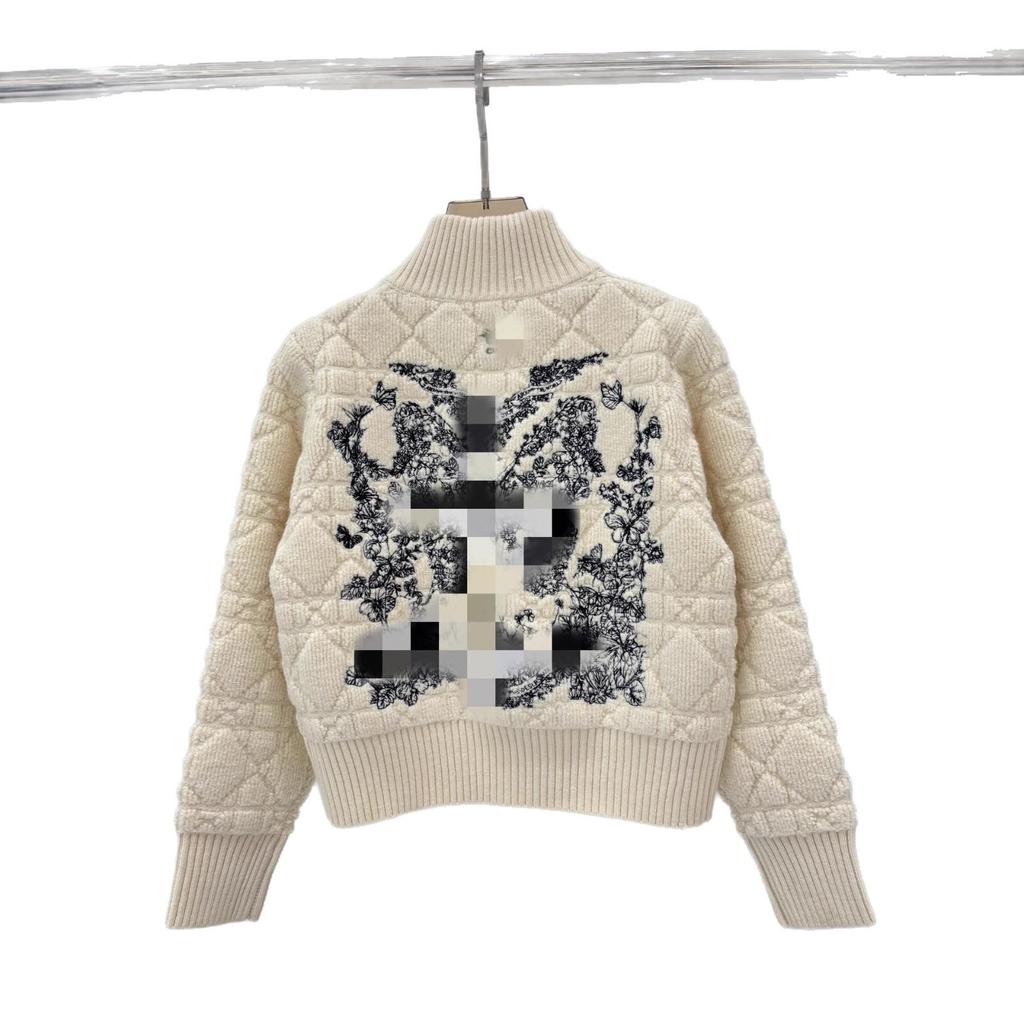 Hochwertige Version 25 karierter gestickter Schmetterling Strickjacke mit Reißverschluss und Stehkragen für den frühen Herbst