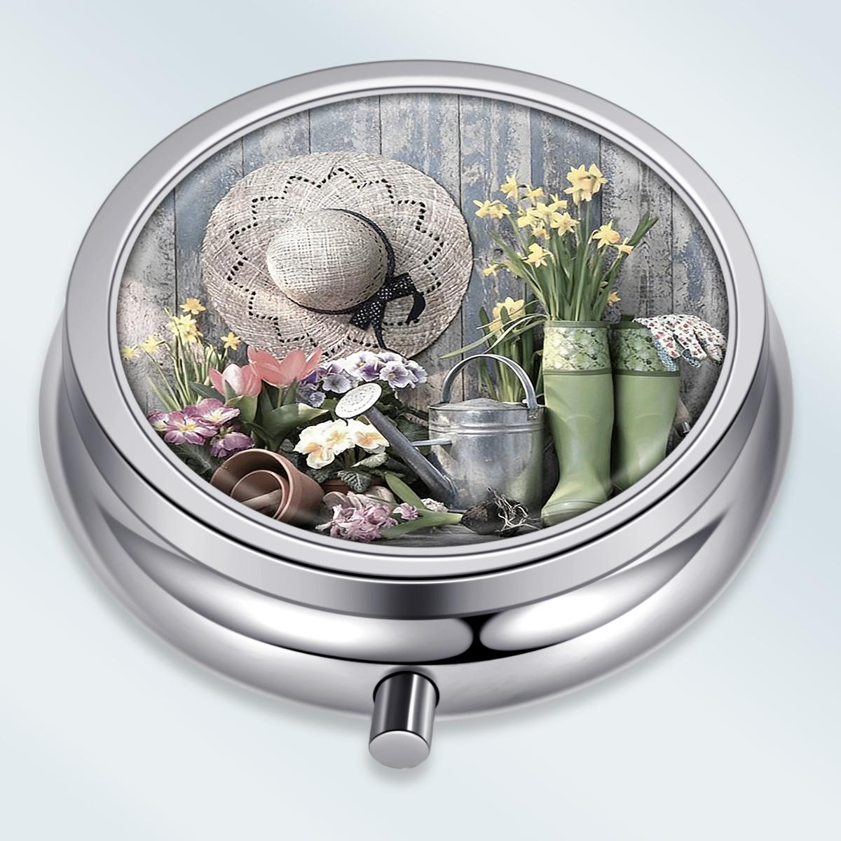 

Portable Pill Box with 3 Compartments, Mini Metal Medicine Organizer Case, Cute Printed Pill Container for Vitamins, Pills, Jewelry, Travel, Daily Use разноцветный