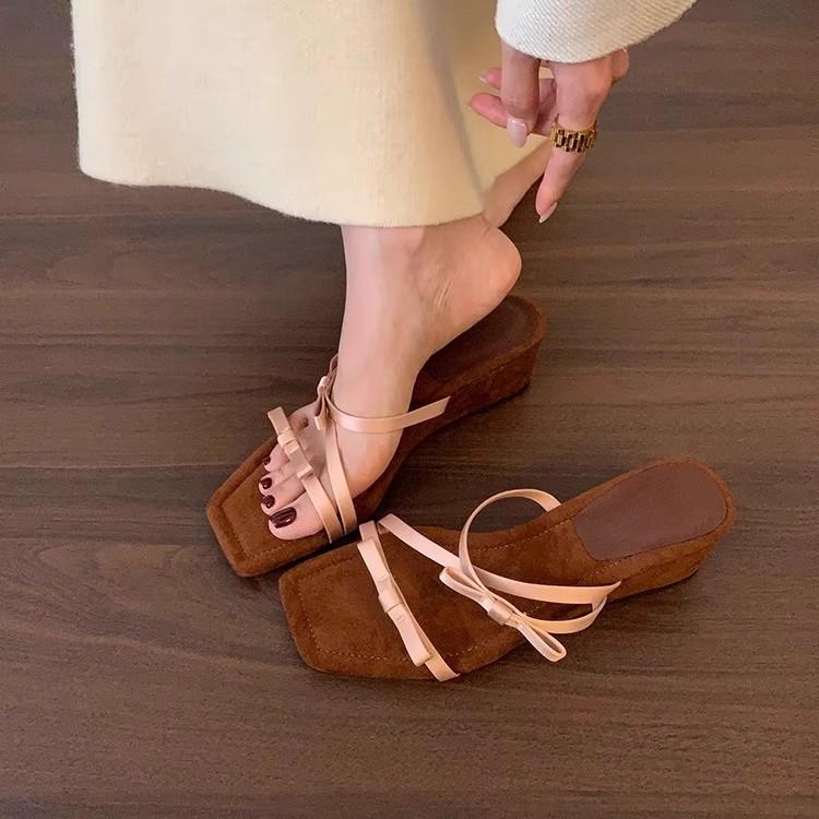 Retro evening wind slope heel slippers women's summer wear silver high heel cool slippers with skirt beach sandals Roman women's shoes