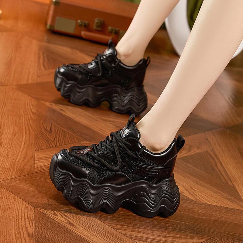 Daddy Schuhe Mädchen 2025 Neue Frühling Plateau Muffin Schuhe Strasssteine Mode Vielseitig Kleine Innere Höhenerhöhung Damen Schuhe