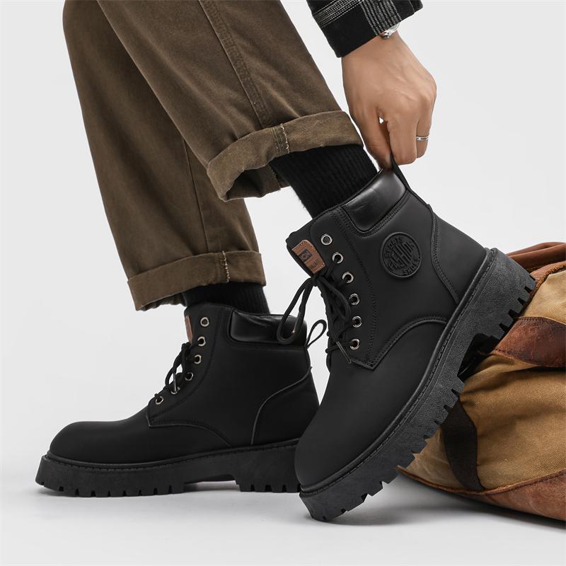 Men's High Top Boots Four Season Outdoor Work Shoes Anti Slip And Comfortable Yellow Boots Fashion British Casual Leather Boots