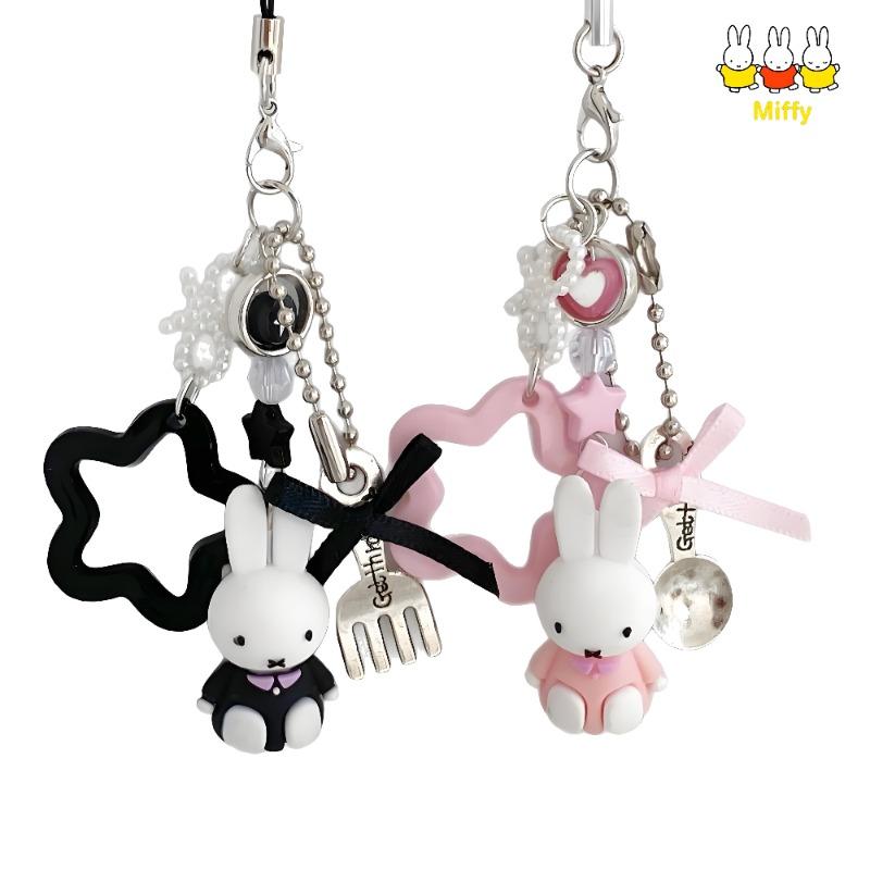 Kawaii Anime Miffy Keychain Cartoon Little Rabbit Retro Creative Keychain Bag Punk Style Star Accessory Girl Gift