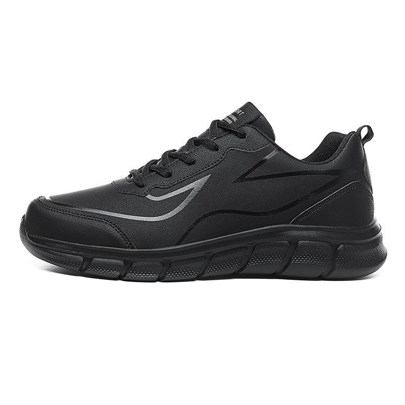 Large size black sports and leisure running shoes 2025 autumn and winter new leather lightweight velvet warm men's shoes