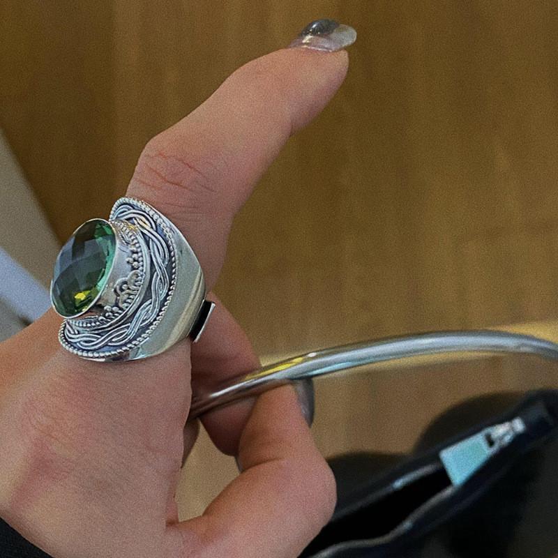 

Fashionable Feather Retro And Zircon Ring For Women With Unique Geometric Shape