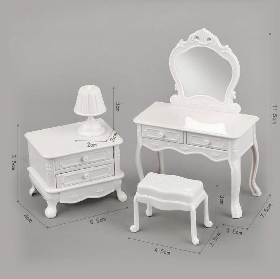 Large Playhouse Dollhouse: Double-Layer Princess Bed & Nursery Ornament for Girls' Rooms