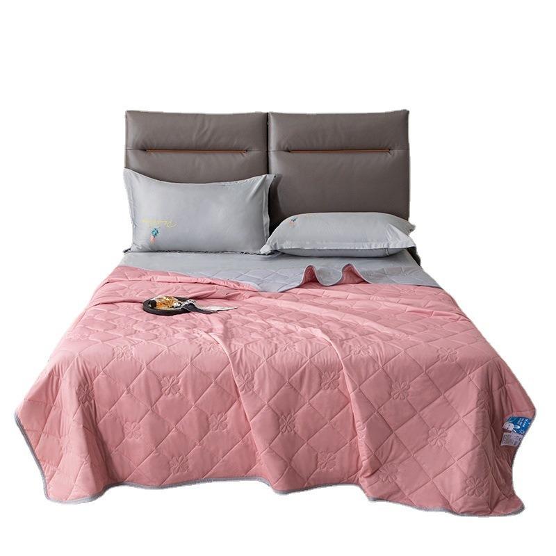 Ice Cream Summer Cool Quilt Class A Machine Washable Air Conditioning Quilt Cool Silk Single Double Summer Quilt