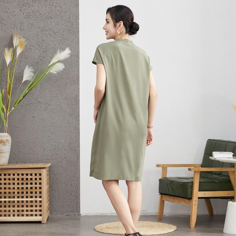 2025 Summer Women's Mulberry Silk Satin Dress: Loose-Fit Raglan Sleeve Midi