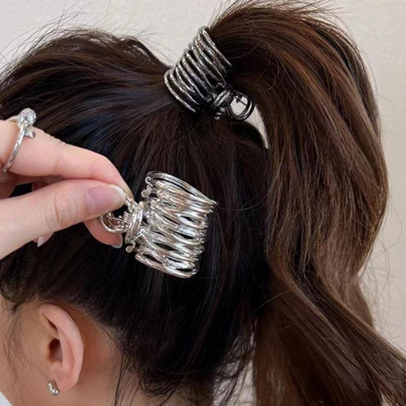 Fashion High Ponytail Clip Metal Hollow Geometric Hair Claw Solid Irregular Long Hair Hairpin Women Hair Accessory Headwear Gift