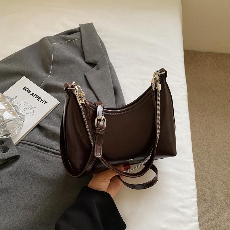 

Underarm bag women s 2025 autumn new foreign style fashion niche design shoulder bag glossy chain messenger bag