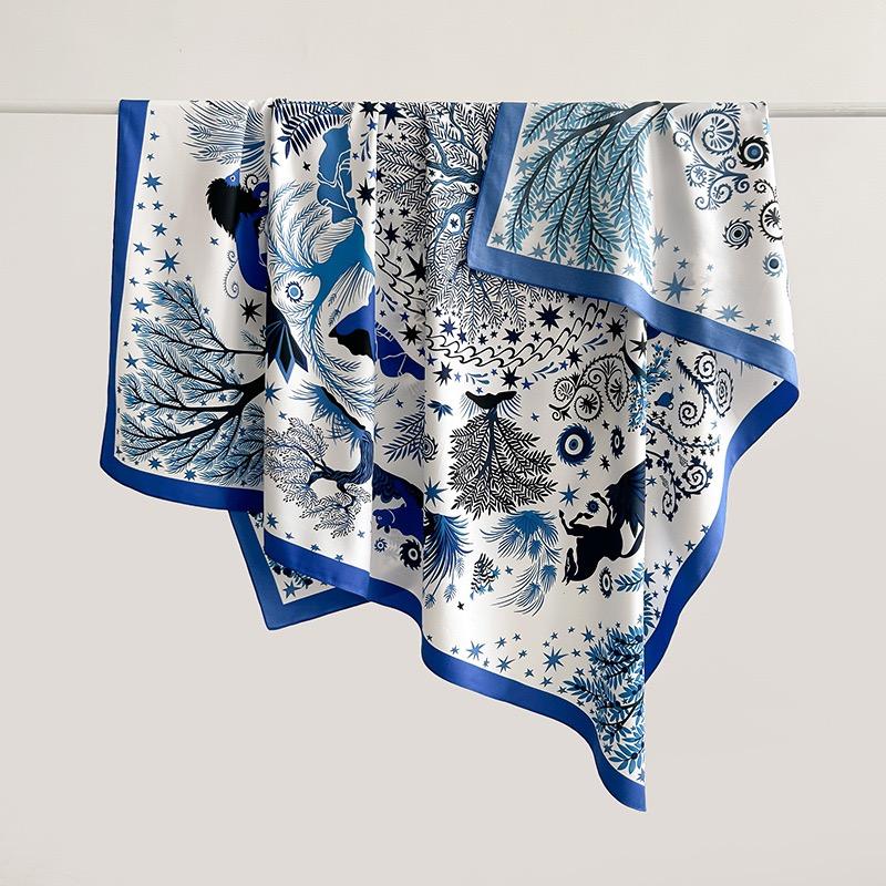 130*130Cm Oversized Animal Floral Printed Square Scarf Soft Thin Smooth Silk Shawl Leisure Style Windproof Sunscreen Head Wrap