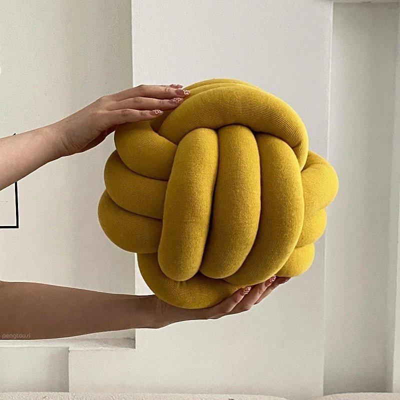 Hand Knot Cushion Sofa Throw Pillow Soft Round Handmade Knotted Ball Car Bedding Stuffed Pillow Bed Living Room Chair Home