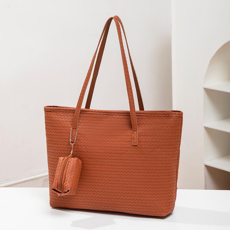 Woven bag women's bag New trendy tote bag Simple large-capacity shoulder portable commuter bag