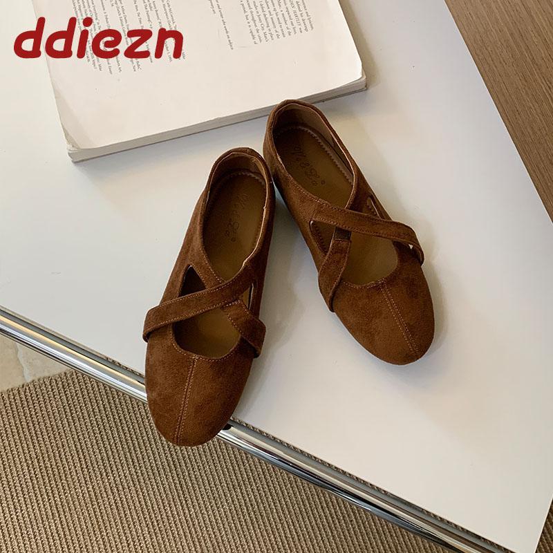 Mode Luxusmode Flache Damen Slipper Damenschuhe Freizeit Schuhe Runde Zehenpartie Damen Mary Janes Flats Lolita Schuhe