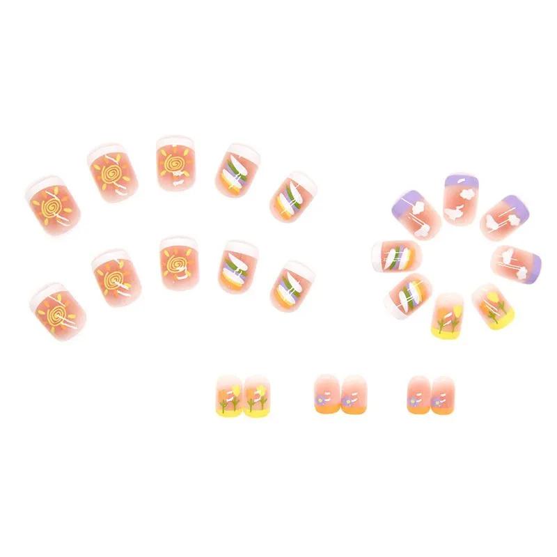

Removable False Nail Set with Floral Patterns Gradient Design Various Sizes for Nail Art Decoration and Easy Application and Removal One Size