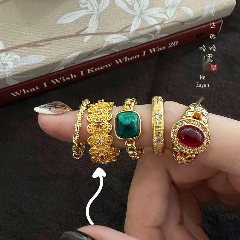 Xiaohongshu-Inspired Emerald and Pigeon Blood Red Jade Ring with Diamonds
