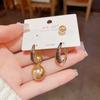 Korean Fashion Light Luxury Simple Multi Wear Champagne Pearl Womens Earrings